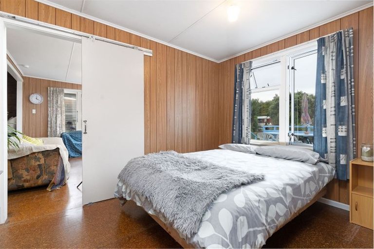 Photo of property in 22 Blue Pacific Parade, Riversdale Beach, Masterton, 5872