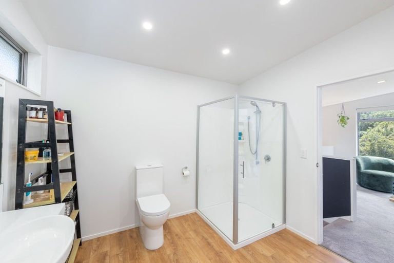 Photo of property in 32 Mount Marua Way, Timberlea, Upper Hutt, 5018