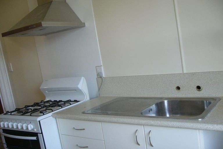 Photo of property in 16-18 Levy Street, Mount Victoria, Wellington, 6011