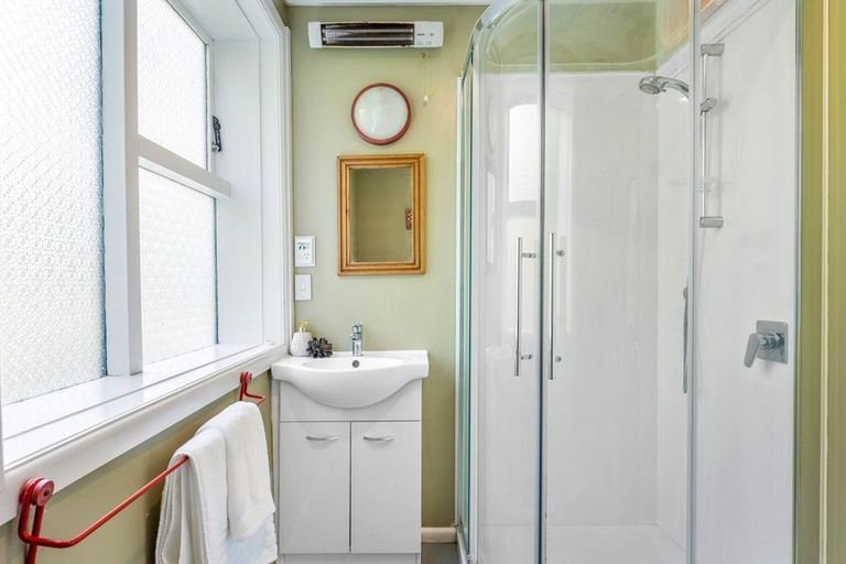 Photo of property in 102 Hill Road, Belmont, Lower Hutt, 5010