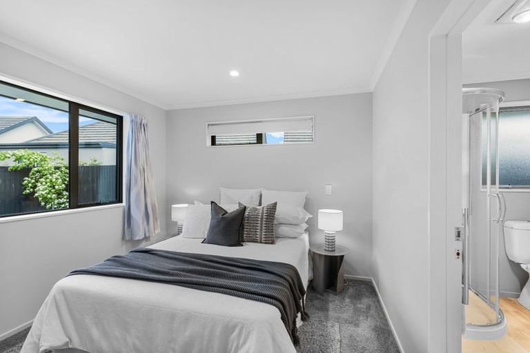 Photo of property in 15 Katrine Drive, Marshland, Christchurch, 8083