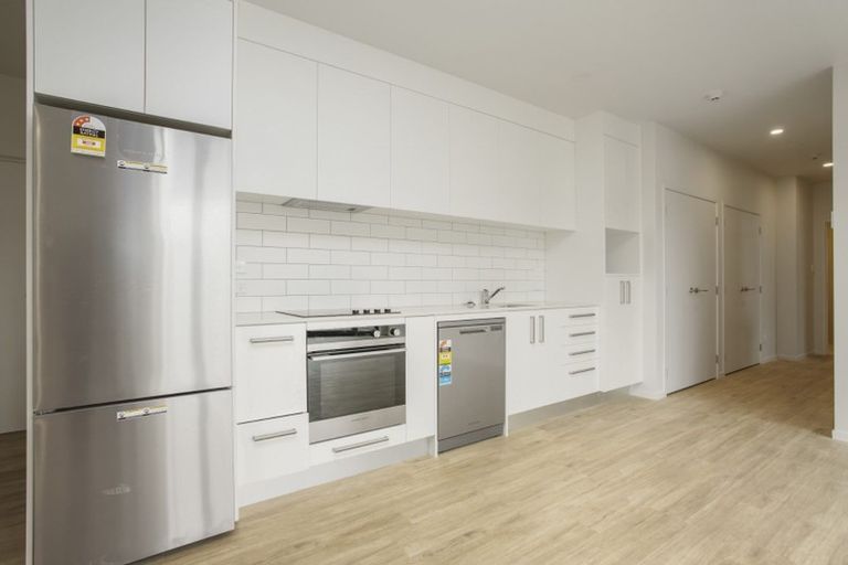 Photo of property in 103/165 Lake Road, Northcote, Auckland, 0627