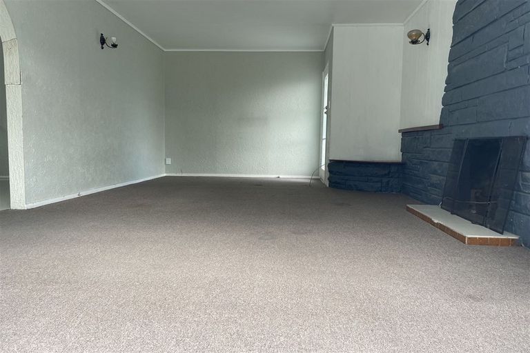 Photo of property in 71 Dominion Road, Papakura, 2110
