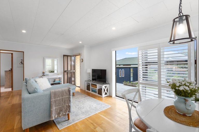 Photo of property in 21b Nukumea Common, Orewa, 0931