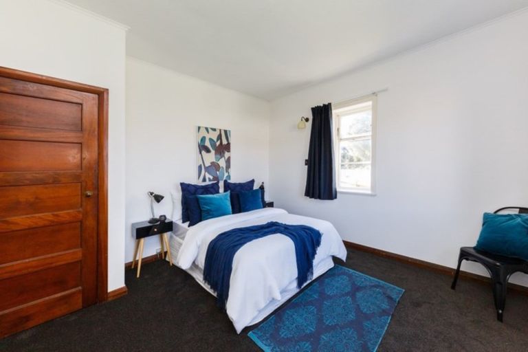 Photo of property in 10 Mansford Place, West End, Palmerston North, 4412
