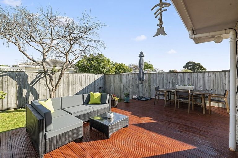 Photo of property in 19a Andrew Street, Waikanae, 5036