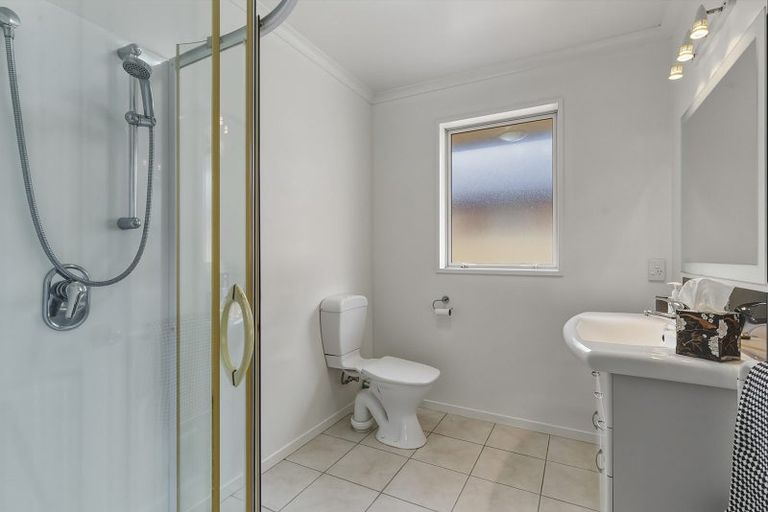 Photo of property in 1/4 Reid Avenue, Mosgiel, 9024