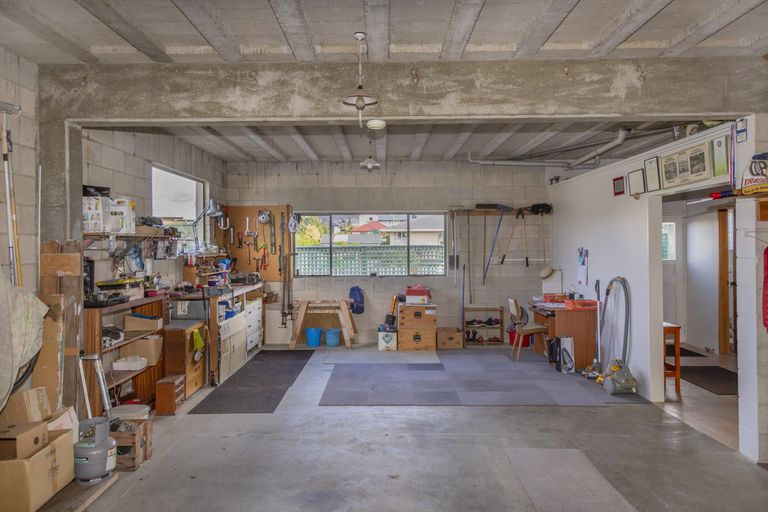 Photo of property in 16 Stuart Street, Holmes Hill, Oamaru, 9401