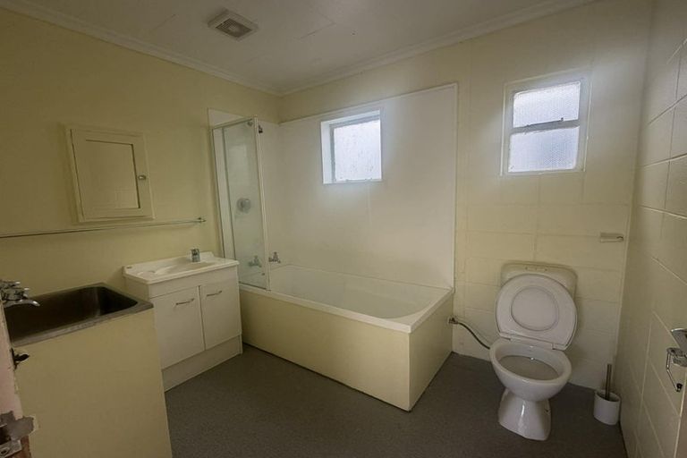 Photo of property in 102 Martin Street, Wallaceville, Upper Hutt, 5018