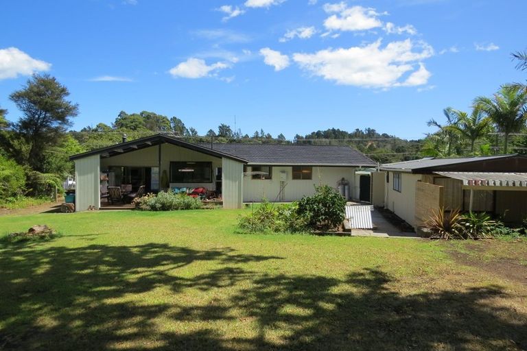 Photo of property in 30 Driving Creek Road, Coromandel, 3506