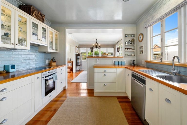 Photo of property in 12a Robertson Street, Glenholme, Rotorua, 3010