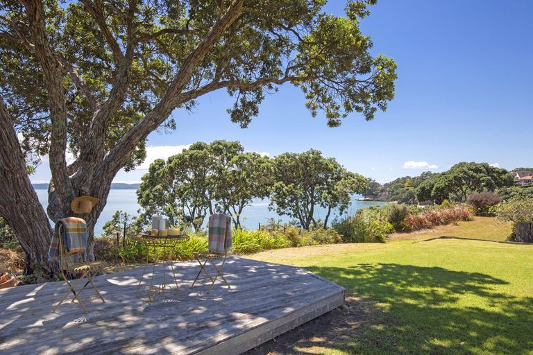 Photo of property in 9 Pohutukawa Road, Beachlands, Auckland, 2018