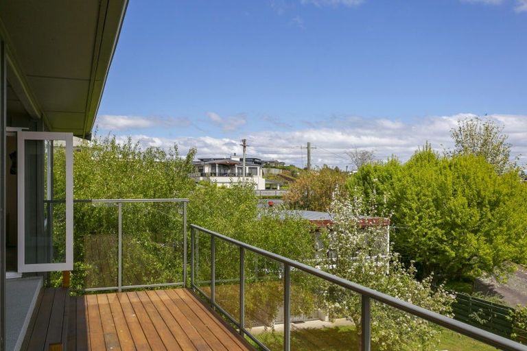 Photo of property in 71 Rainbow Drive, Rainbow Point, Taupo, 3330