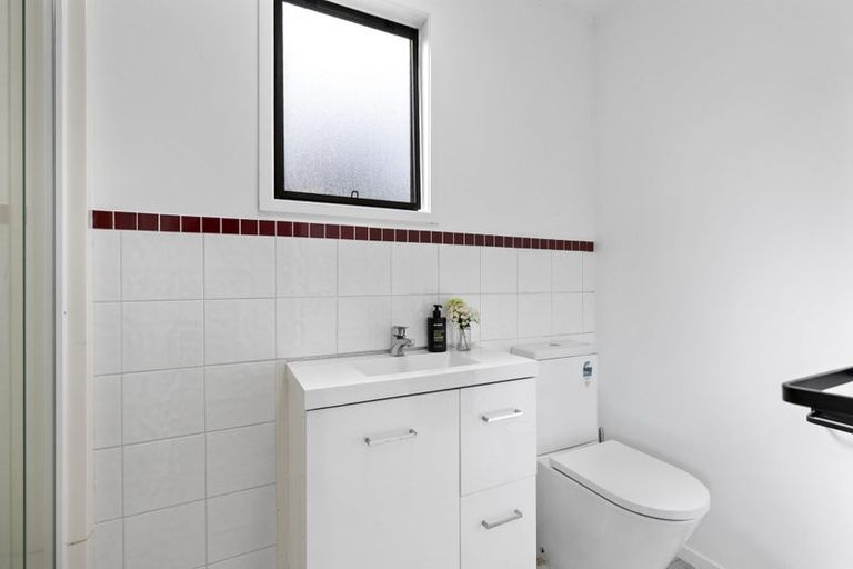 Photo of property in 8 Karaka Road, Whenuapai, Auckland, 0618