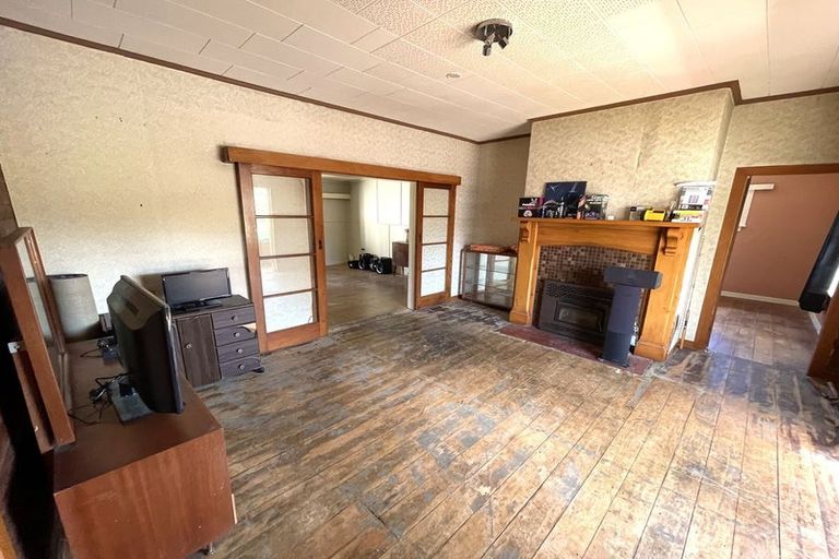 Photo of property in 11 Halsey Street, Clinton, 9534