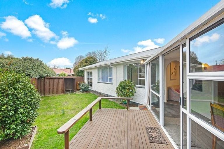 Photo of property in 23 Carbine Place, Sockburn, Christchurch, 8042