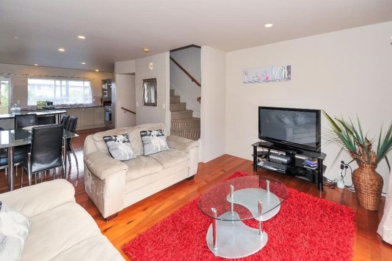 Photo of property in 4/202 Hinemoa Street, Birkenhead, Auckland, 0626