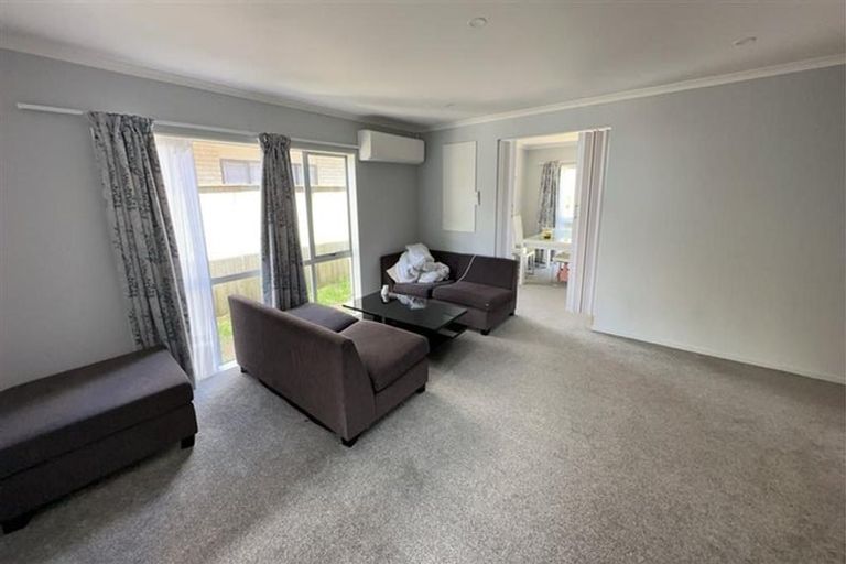 Photo of property in 41a Baverstock Road, Flat Bush, Auckland, 2016