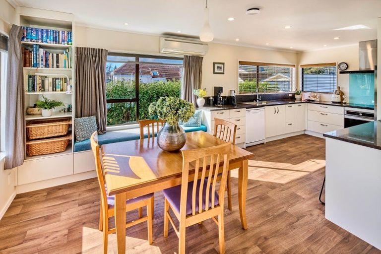 Photo of property in 2/3 Mahoe, Hutt Central, Lower Hutt, 5010