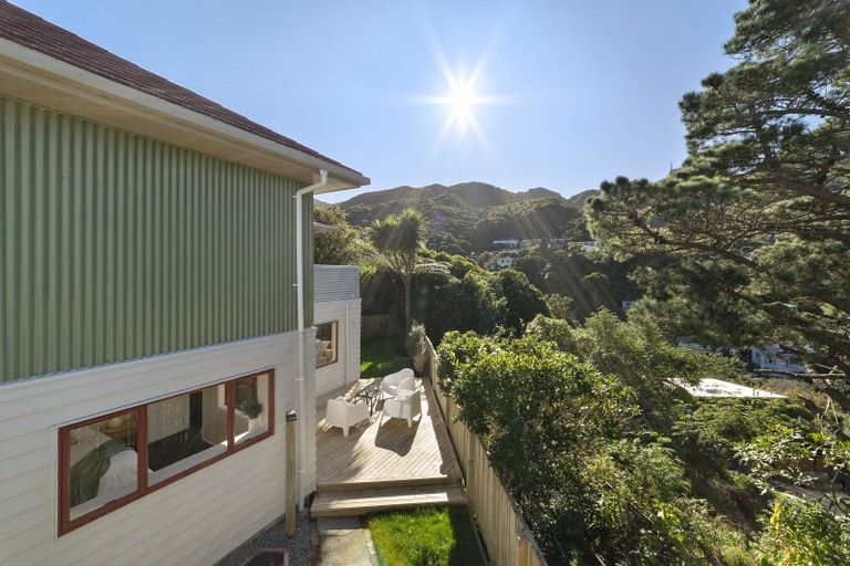 Photo of property in 8 Karamu Street, Ngaio, Wellington, 6035