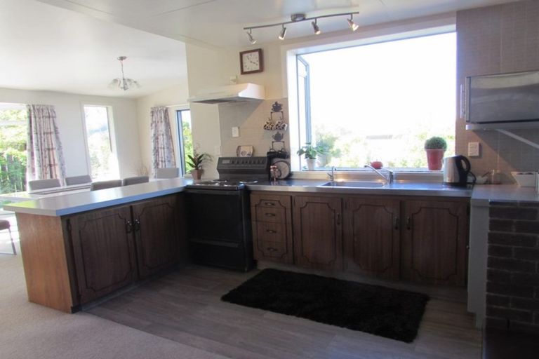 Photo of property in 9 Mary Street, Gore, 9710