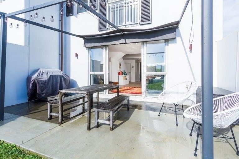 Photo of property in 22 Tanners Road, Mangere Bridge, Auckland, 2022