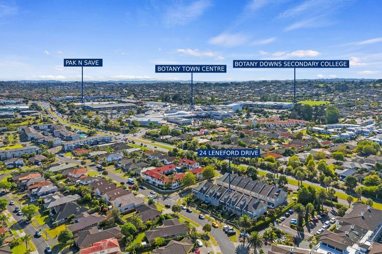 Photo of property in 24 Leneford Drive, East Tamaki, Auckland, 2013