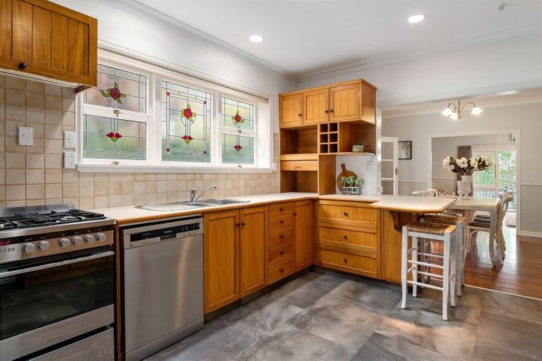 Photo of property in 32 Matua Road, Matua, Tauranga, 3110