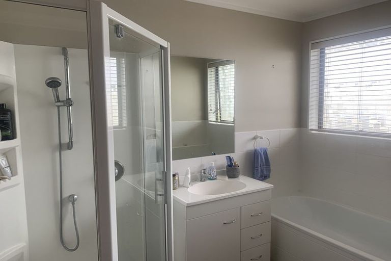 Photo of property in 30 Duncan Road, St Andrews, Hamilton, 3200