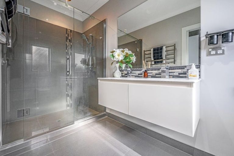 Photo of property in 160 Cumberland Drive, Flagstaff, Hamilton, 3210