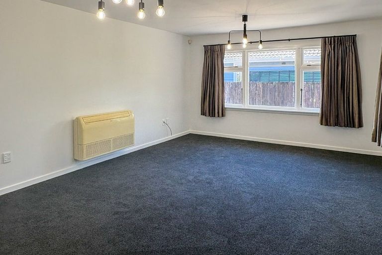 Photo of property in 45 Charlcott Street, Burnside, Christchurch, 8053