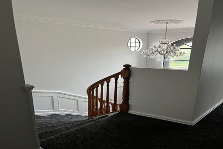 Photo of property in 11 Rosses Place, Pinehill, Auckland, 0632