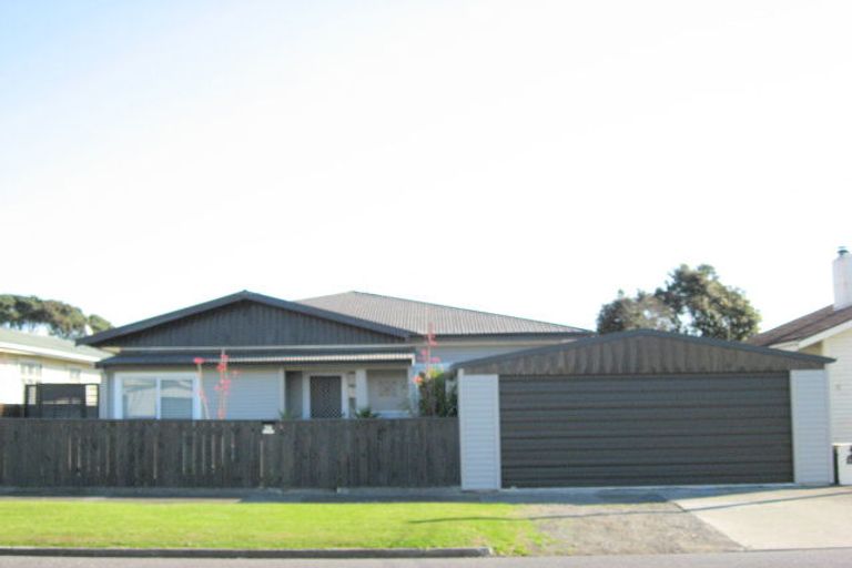 Photo of property in 34 Newton Street, Fitzroy, New Plymouth, 4312