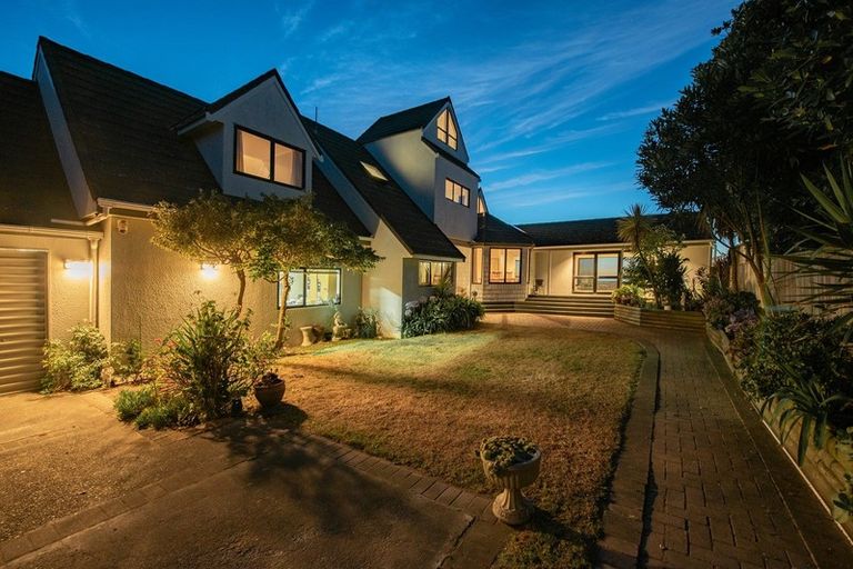 Photo of property in 163 Rosetta Road, Raumati South, Paraparaumu, 5032