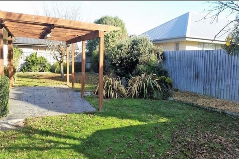 Photo of property in 12 Okuku Place, Hei Hei, Christchurch, 8042
