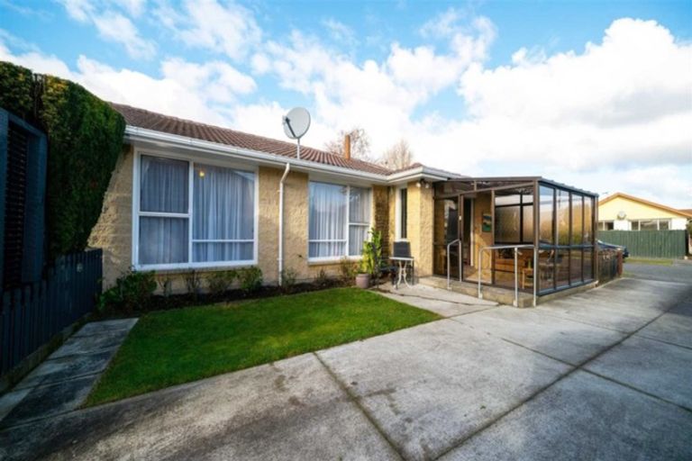 Photo of property in 1/12 Murmont Street, Bishopdale, Christchurch, 8053