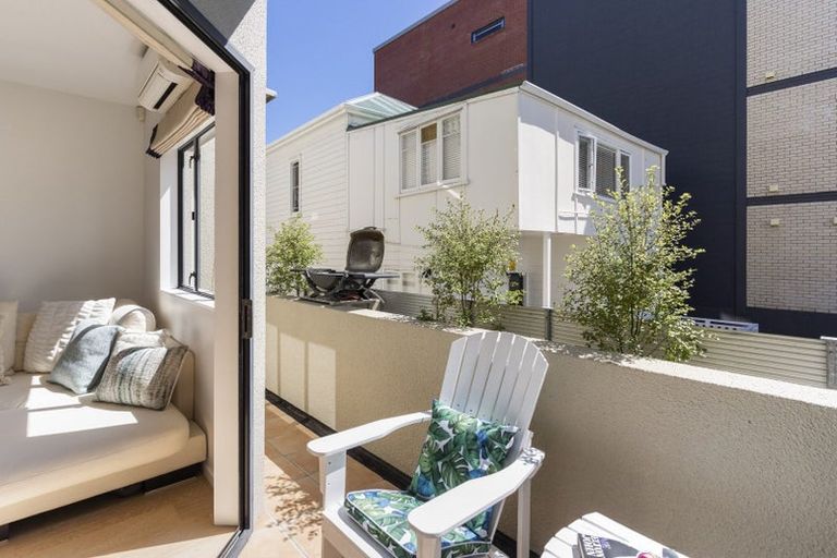 Photo of property in 2/4 Fitzroy Street, Ponsonby, Auckland, 1021