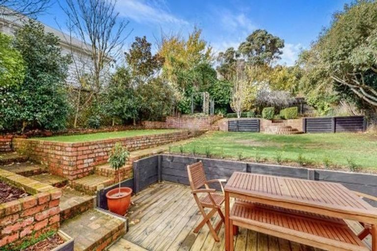 Photo of property in 11 Wilton Road, Wadestown, Wellington, 6012