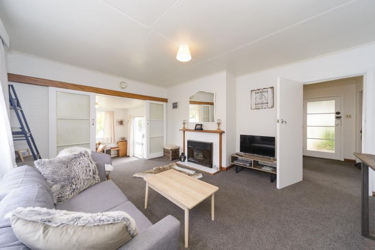 Photo of property in 24 Manchester Street, Takaro, Palmerston North, 4412