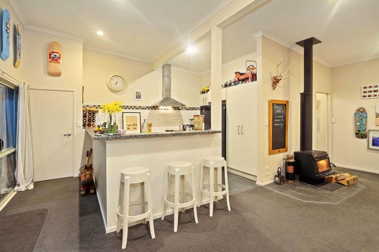 Photo of property in 9 Keven Road, Clarks Beach, Pukekohe, 2679