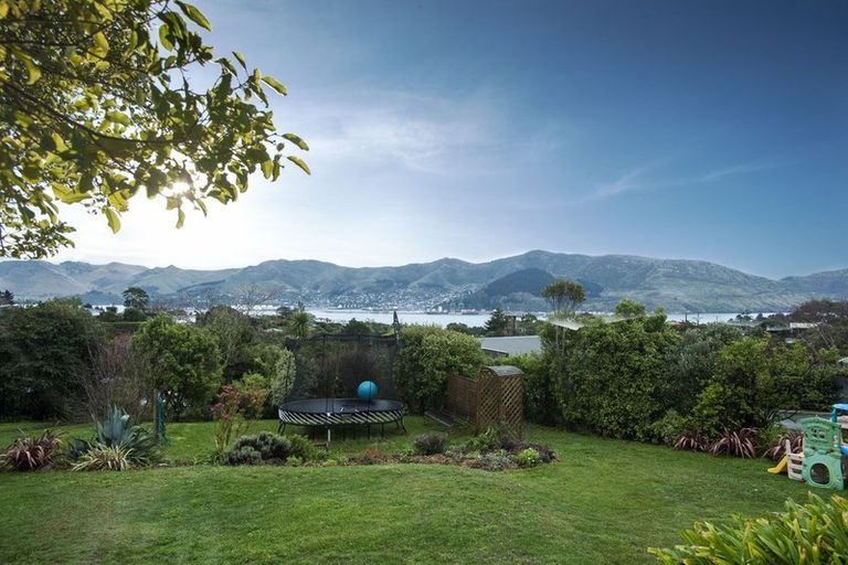 Photo of property in 4 Te Papau Crescent, Diamond Harbour, 8972