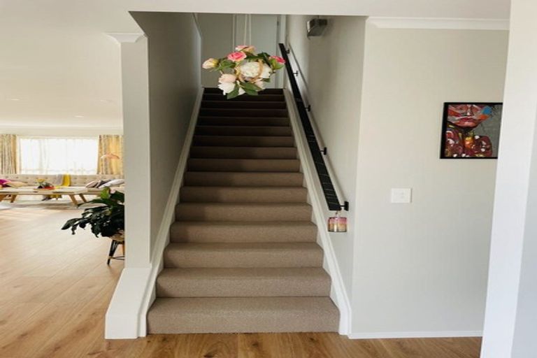 Photo of property in 20 Samuel Cassidy Avenue, Swanson, Auckland, 0614