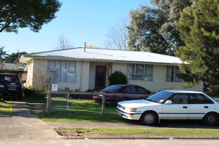 Photo of property in 5 Penderford Place, Mangere East, Auckland, 2024