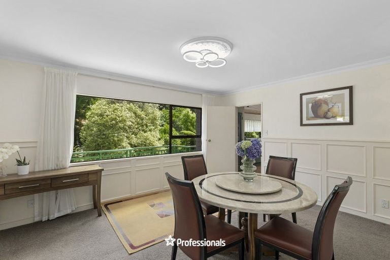 Photo of property in 2 Lady Bell Grove, Lowry Bay, Lower Hutt, 5013