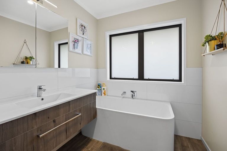 Photo of property in 197b Turuturu Road, Hawera, 4674