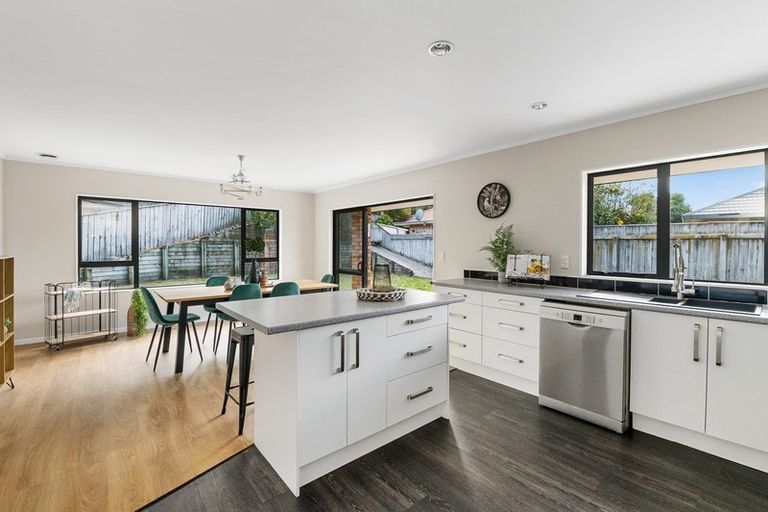 Photo of property in 9 Jeannie Way, Waikanae Beach, Waikanae, 5036