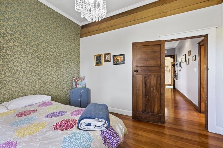 Photo of property in 21 Egmont Street, Patea, 4520