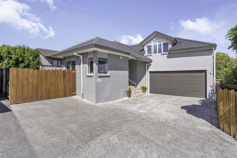 Photo of property in 81d Mirrabooka Avenue, Botany Downs, Auckland, 2010