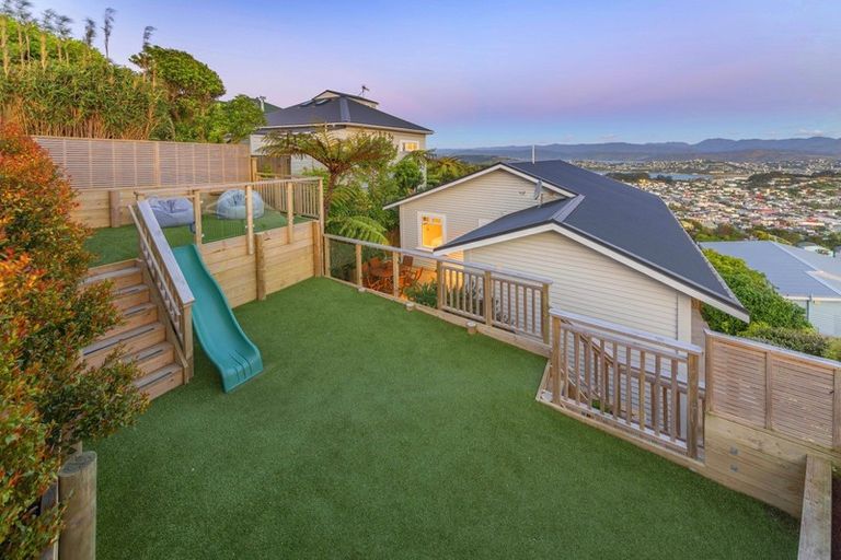 Photo of property in 47 Whaui Street, Vogeltown, Wellington, 6021