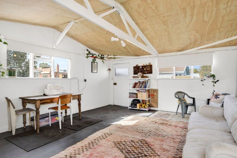 Photo of property in 14 Ropata Street, Kaiti, Gisborne, 4010